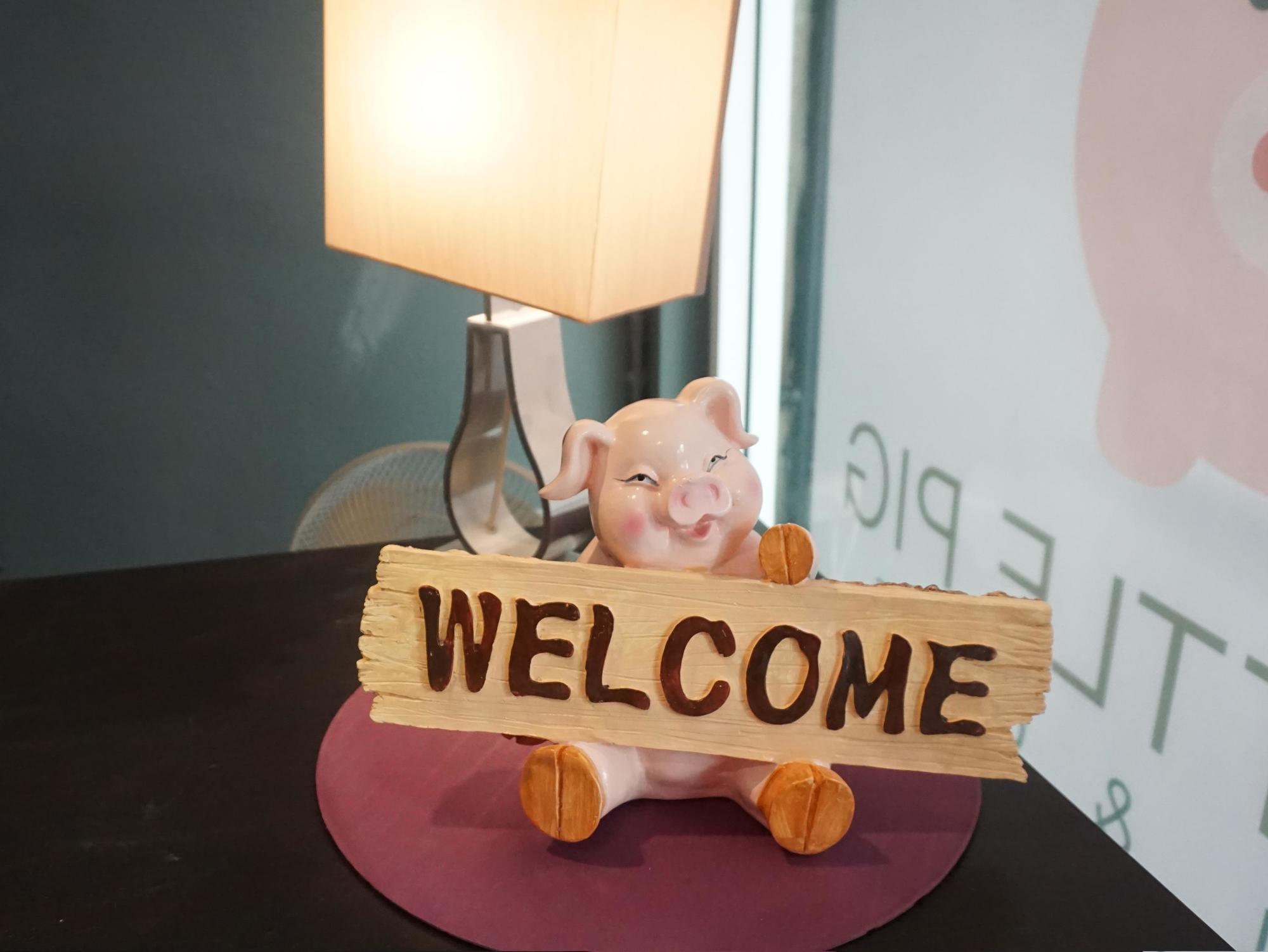 The Little Pig Sukhumvit Hotel Bangkok Exterior foto