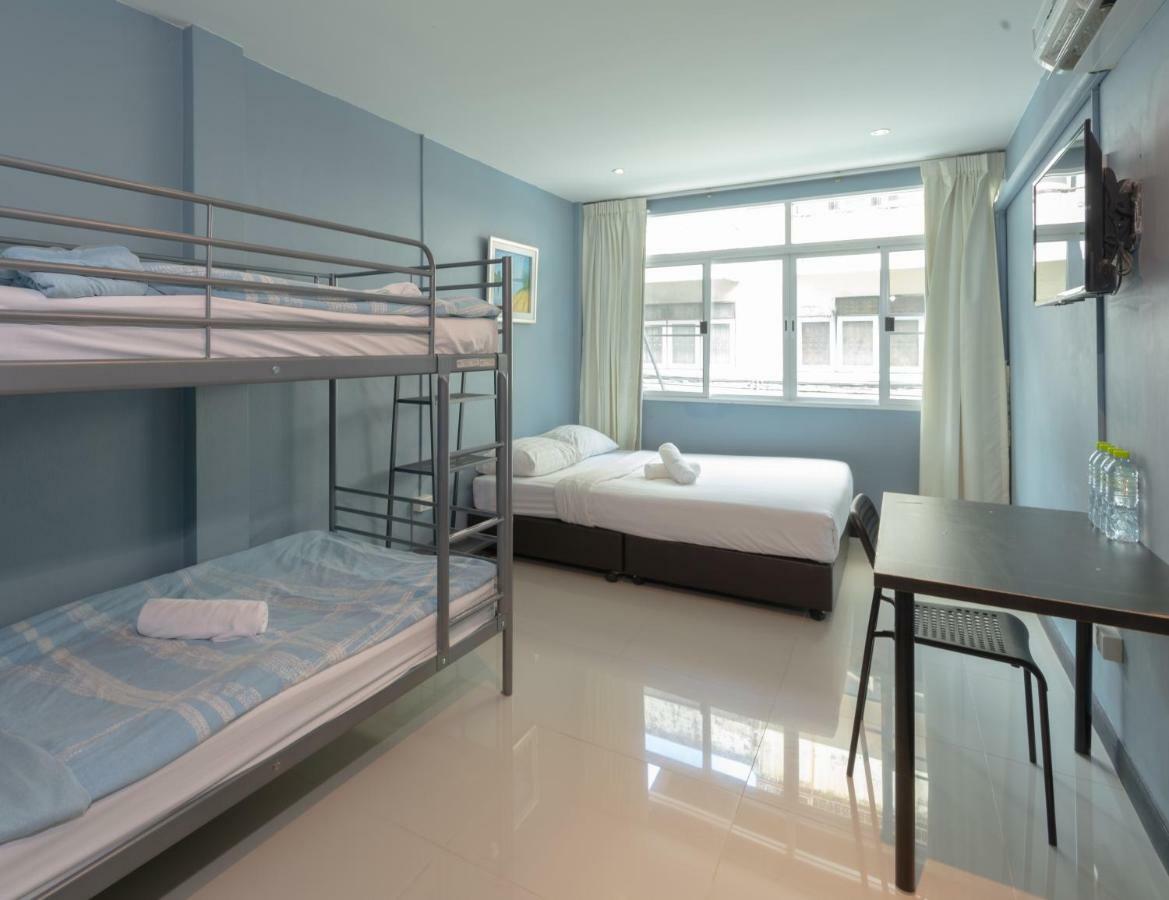 The Little Pig Sukhumvit Hotel Bangkok Exterior foto